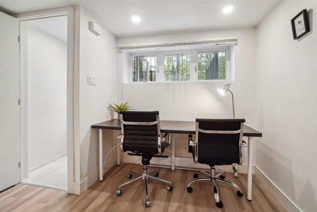 Cote-des-Neiges  1 b. $56/day. Apartment for rent in Cote-des-Neiges