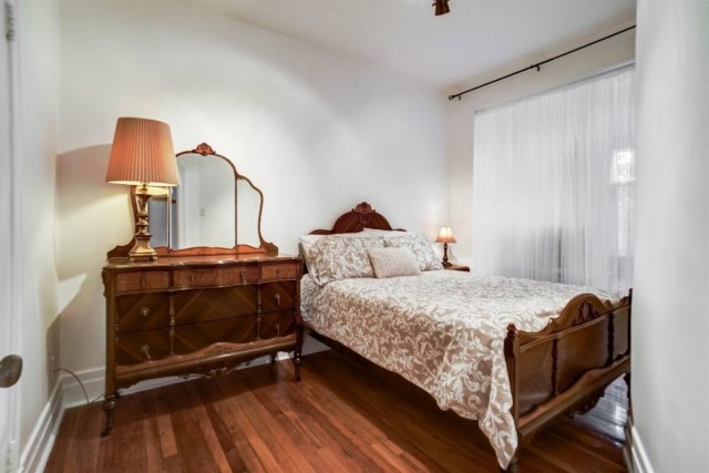 Plateau Mont-Royal  1 b. $64/day. Apartment for rent in Plateau Mont-Royal