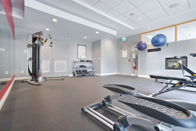 Cote-Saint-Luc Apartment 2 b. $1,595/month. Apartment for rent in Cote-Saint-Luc