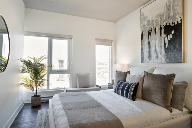 Ste-Rose Apartment 2 b. $1,775/month. Apartment for rent in Ste-Rose