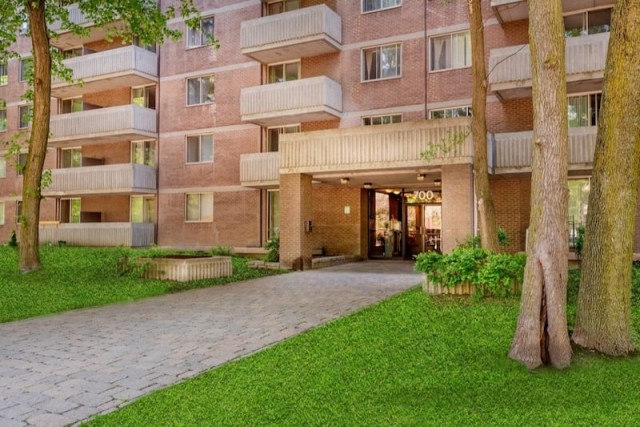 Ile-des-Soeurs Apartment 1 b. $1,549/month. Apartment for rent in Ile-des-Soeurs