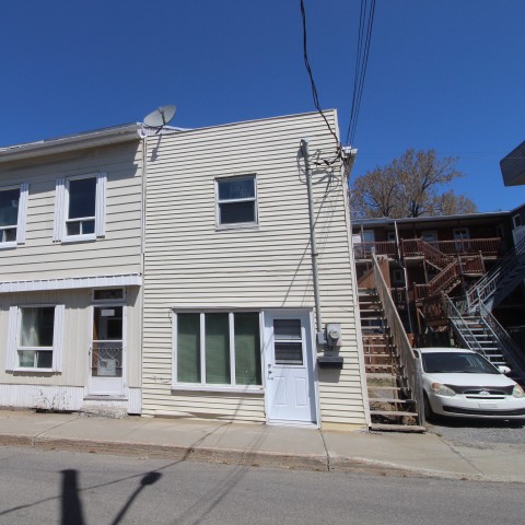 Quebec city Apartment 1 b. $825/month. Apartment for rent in Quebec city