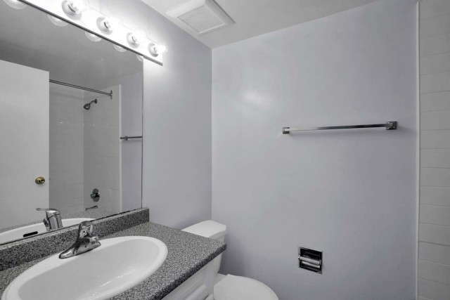 Victoria Apartment 1-2 b. $1,795/month. Apartment for rent in Victoria