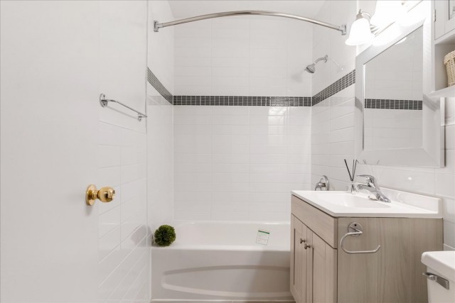 Oshawa Apartment 2 b. $1,895/month. Apartment for rent in Oshawa