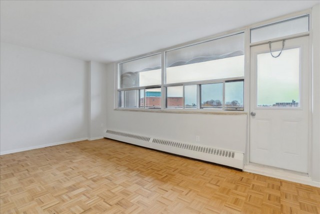 Oshawa Apartment 1 b. $1,750/month. Apartment for rent in Oshawa