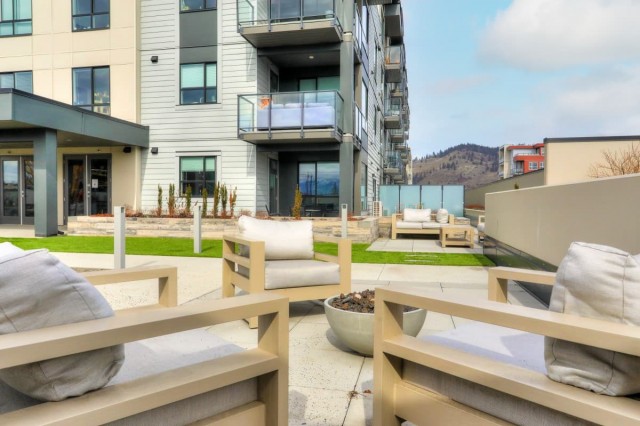 Kelowna Apartment 2 b. $2,355/month. Apartment for rent in Kelowna