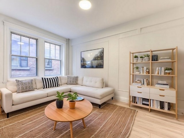 Westmount Apartment 2 b. $1,500/month. Apartment for rent in Westmount