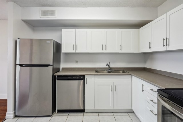 London Apartment 1 b. $1,485/month. Apartment for rent in London