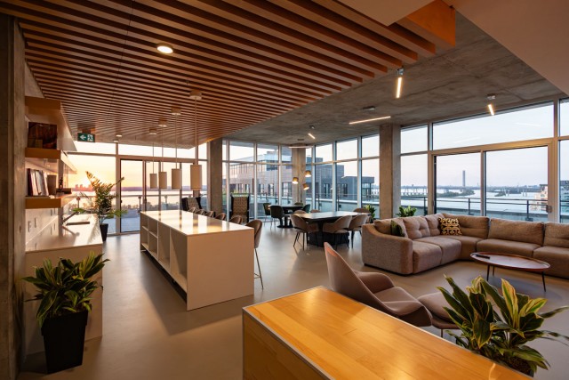 Brossard Apartment 1 b. $1,750/month. Apartment for rent in Brossard