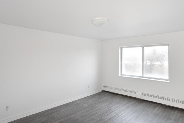 Notre-Dame-de-Grace Apartment 1 b. $995/month. Apartment for rent in Notre-Dame-de-Grace