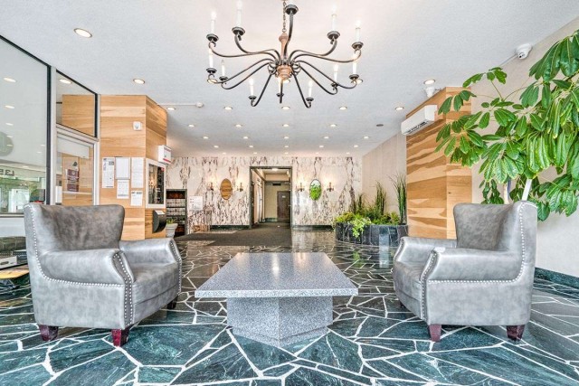 Plateau Mont-Royal Apartment 1 b. $1,455/month. Apartment for rent in Plateau Mont-Royal