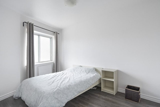 Plateau Mont-Royal Apartment 2 b. $1,985/month. Apartment for rent in Plateau Mont-Royal