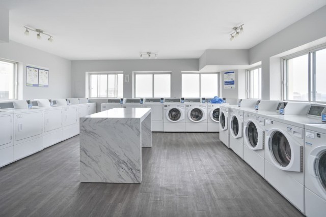 Plateau Mont-Royal Apartment 2 b. $1,985/month. Apartment for rent in Plateau Mont-Royal