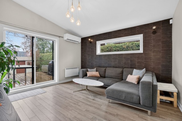 Hochelaga-Maisonneuve  3 b. $115/day. Apartment for rent in Hochelaga-Maisonneuve