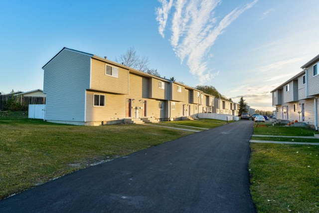 Edmonton Apartment Studio $1,195/month. Apartment for rent in Edmonton