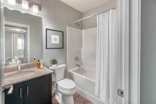 Edmonton Apartment 1-2 b. $1,620/month. Apartment for rent in Edmonton