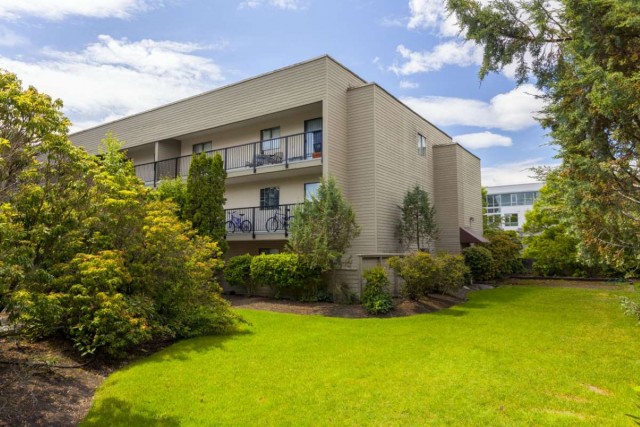 Vancouver Apartment Studio $1,800/month. Apartment for rent in Vancouver