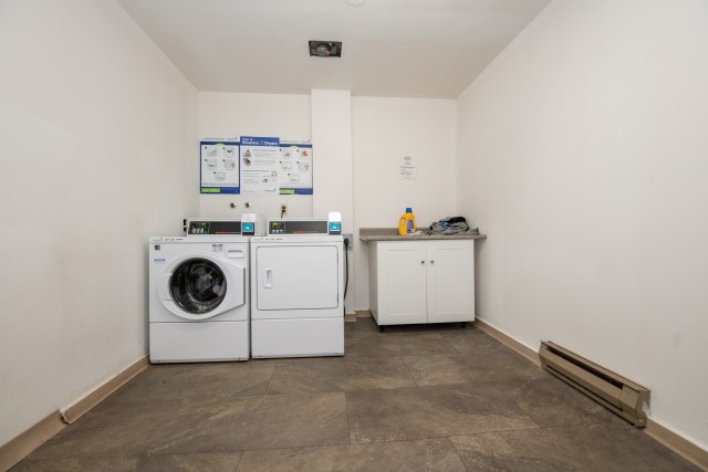 Victoria Apartment Studio $1,695/month. Apartment for rent in Victoria