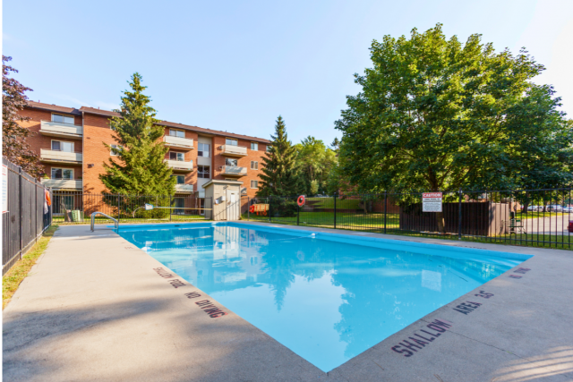 London Apartment 2 b. $1,550/month. Apartment for rent in London