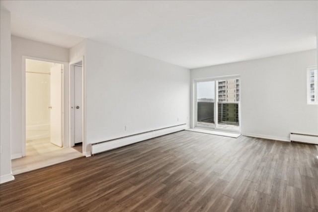 London Apartment 1 b. $1,350/month. Apartment for rent in London