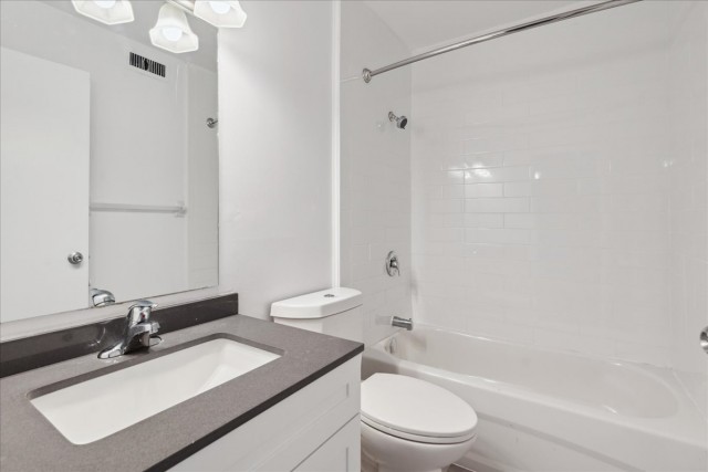 London Apartment 1 b. $1,350/month. Apartment for rent in London