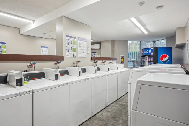 London Apartment 1 b. $1,395/month. Apartment for rent in London