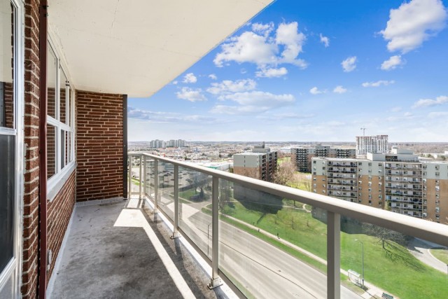 London Apartment 2 b. $1,560/month. Apartment for rent in London