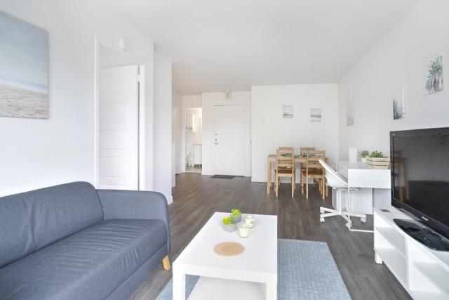 Plateau Mont-Royal Apartment 2 b. $1,990/month. Apartment for rent in Plateau Mont-Royal