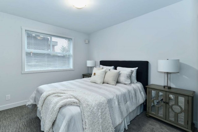Kelowna Apartment 3 b. $2,305/month. Apartment for rent in Kelowna