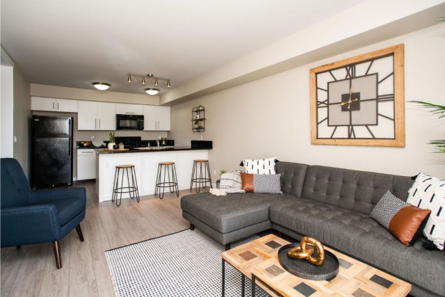 Regina Apartment 2 b. $1,630/month. Apartment for rent in Regina
