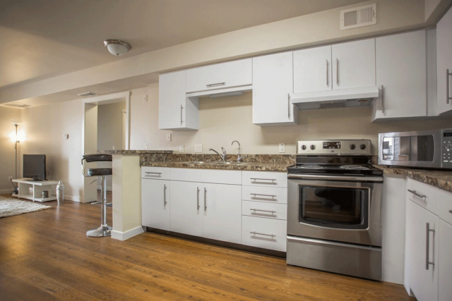 Regina Apartment 3 b. $1,795/month. Apartment for rent in Regina