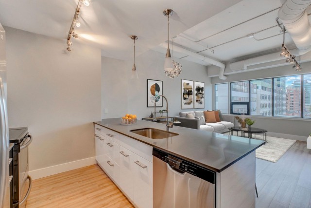 Calgary Apartment 2 b. $2,115/month. Apartment for rent in Calgary