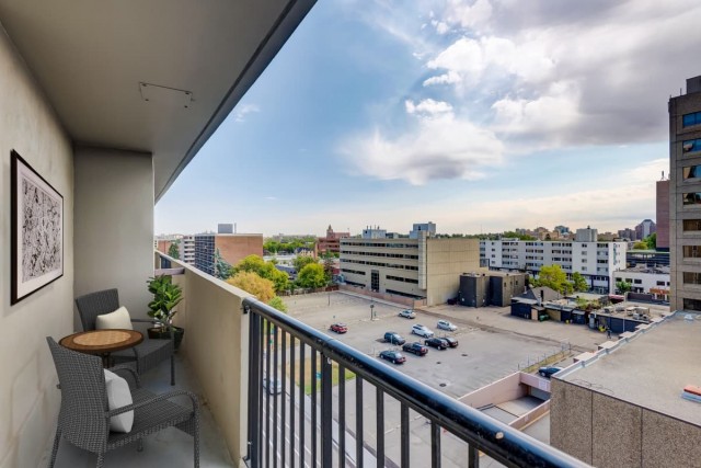 Calgary Apartment 2 b. $1,650/month. Apartment for rent in Calgary
