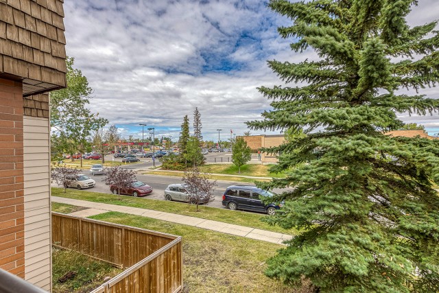 Calgary Apartment 1 b. $1,350/month. Apartment for rent in Calgary