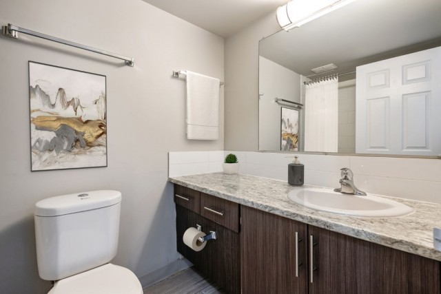 Calgary Apartment 2 b. $1,560/month. Apartment for rent in Calgary