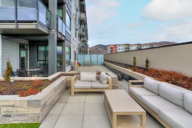 Kelowna Apartment 2 b. $2,280/month. Apartment for rent in Kelowna