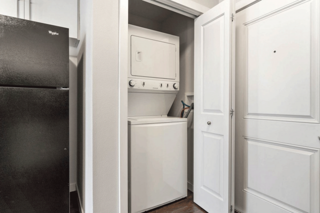 Regina Apartment 3 b. $1,795/month. Apartment for rent in Regina