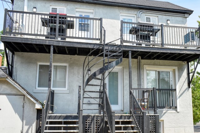Mercier and Nouveau-Rosemont  1 b. $50/day. Apartment for rent in Mercier and Nouveau-Rosemont