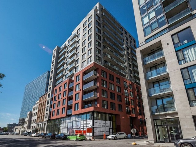 Old Montreal Apartment Studio $2,080/month. Apartment for rent in Old Montreal
