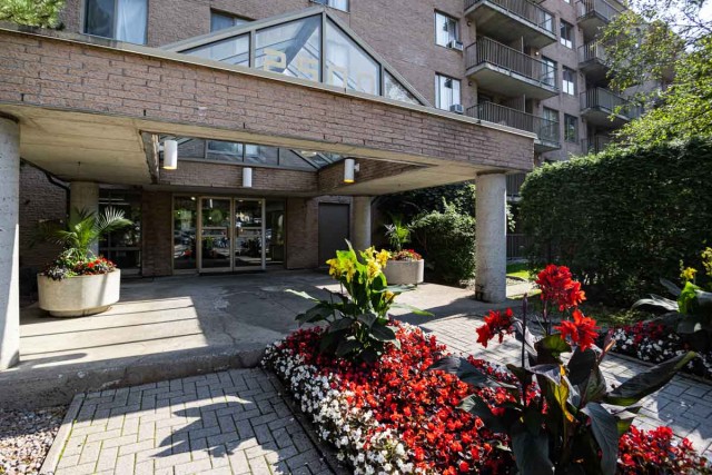 Notre-Dame-de-Grace Apartment 2 b. $1,930/month. Apartment for rent in Notre-Dame-de-Grace