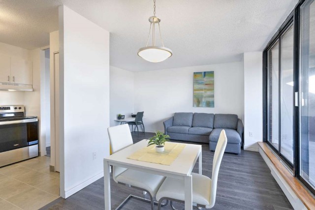 Hochelaga-Maisonneuve Apartment 2 b. $1,650/month. Apartment for rent in Hochelaga-Maisonneuve