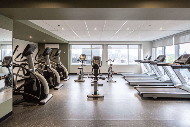 Quartier latin and south-central Apartment Studio $1,450/month. Apartment for rent in Quartier latin and south-central