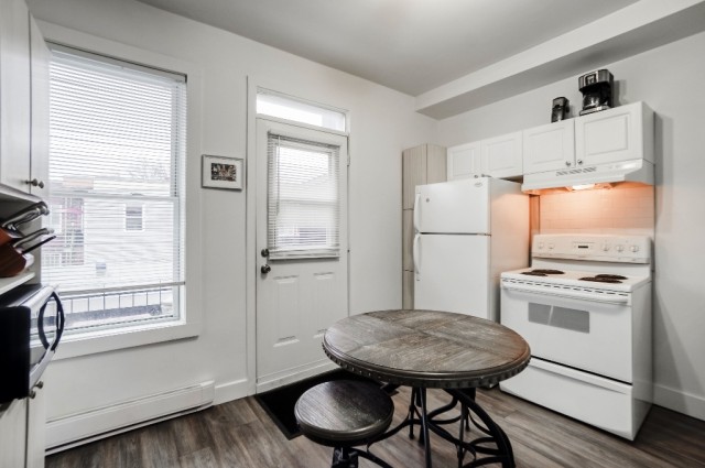 Plateau Mont-Royal  1 b. $53/day. Apartment for rent in Plateau Mont-Royal