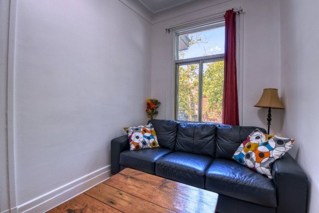 Plateau Mont-Royal  1 b. $64/day. Apartment for rent in Plateau Mont-Royal