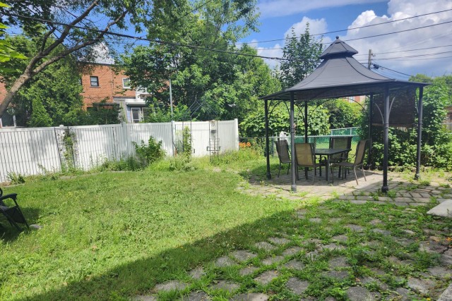 Brossard  2 b. $84/day. Apartment for rent in Brossard