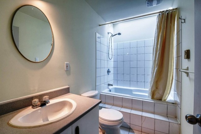 Rosemont,  Petite-Patrie  1 b. $50/day. Apartment for rent in Rosemont,  Petite-Patrie