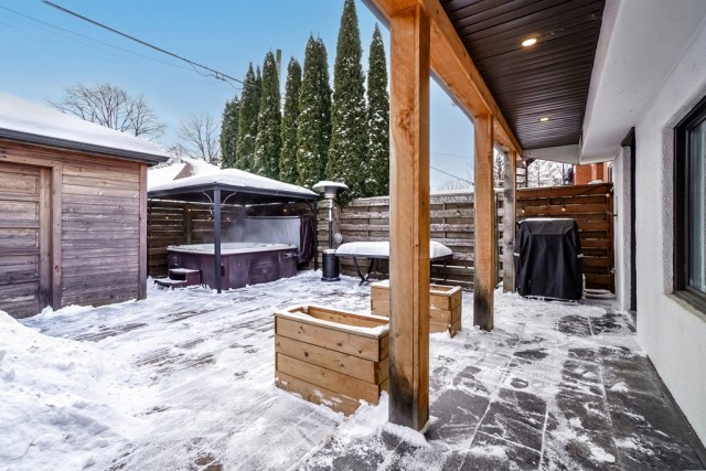 Ville-Emard and Cote-St-Paul  4+ b. $110/day. Apartment for rent in Ville-Emard and Cote-St-Paul