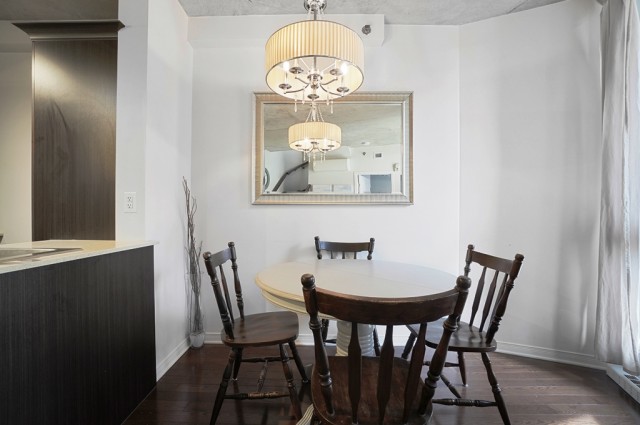 Notre-Dame-de-Grace  2 b. $80/day. Apartment for rent in Notre-Dame-de-Grace