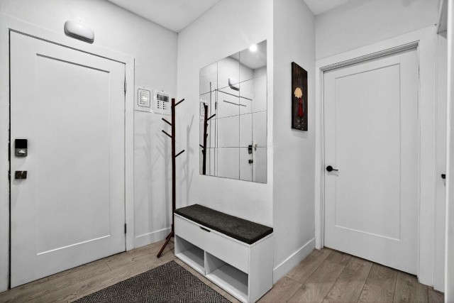 Notre-Dame-de-Grace  3 b. $90/day. Apartment for rent in Notre-Dame-de-Grace