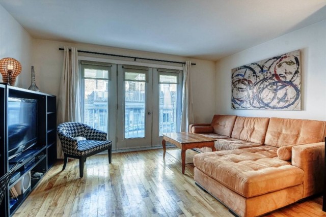 Plateau Mont-Royal  1 b. $67/day. Apartment for rent in Plateau Mont-Royal